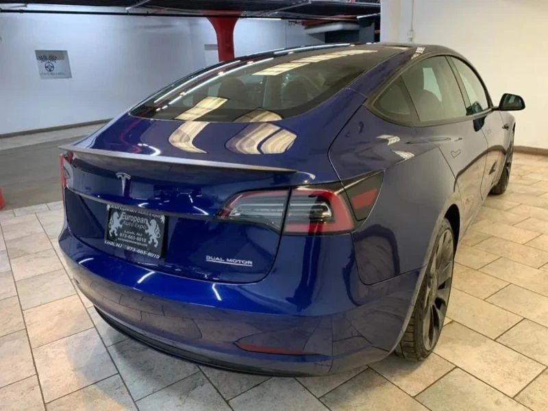 2022 Tesla Model 3 Performance - Image 7 of 12