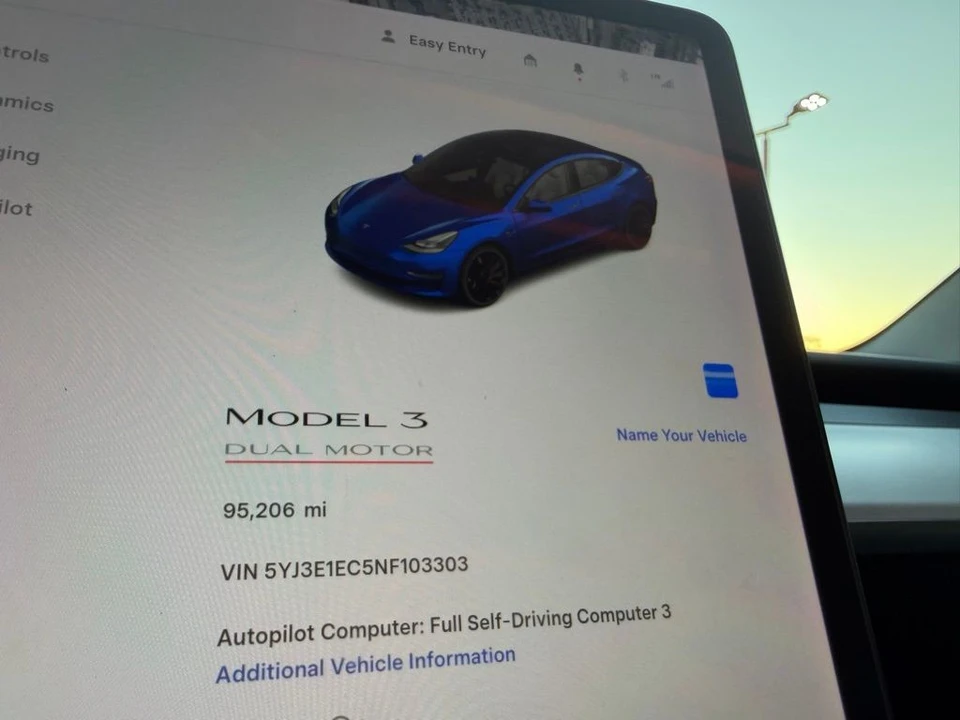 2022 Tesla Model 3 Performance - Image 14 of 14