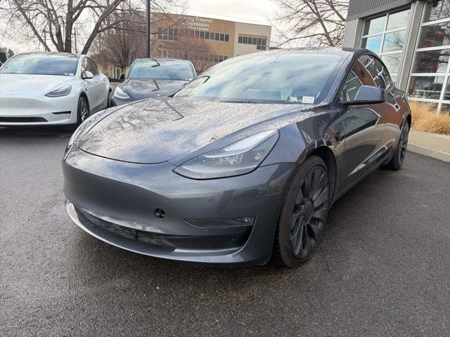 2022 Tesla Model 3 Performance - Image 4 of 21
