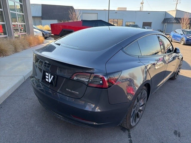 2022 Tesla Model 3 Performance - Image 8 of 21