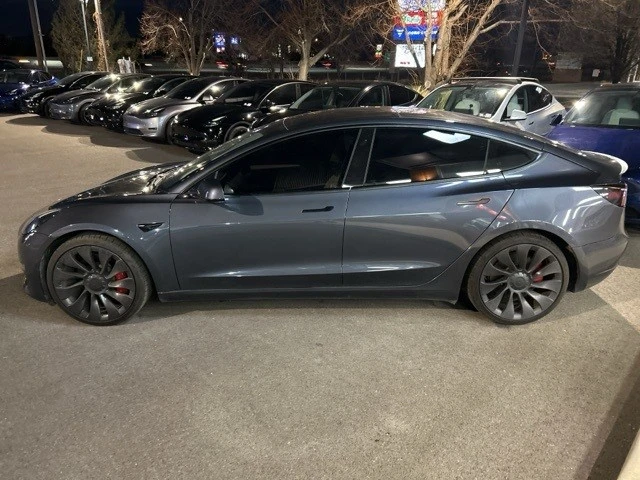 2022 Tesla Model 3 Performance - Image 5 of 10