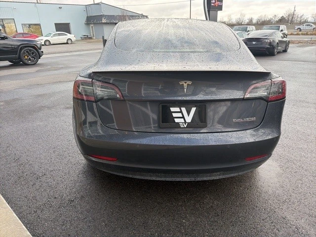 2022 Tesla Model 3 Performance - Image 7 of 21