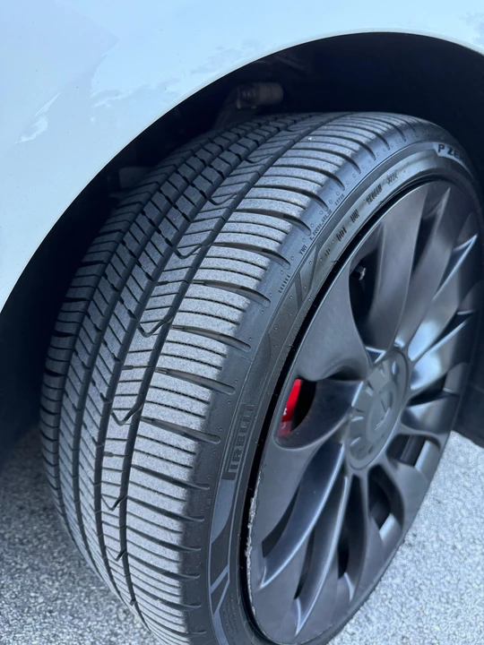 2022 Tesla Model 3 Performance - Image 21 of 31