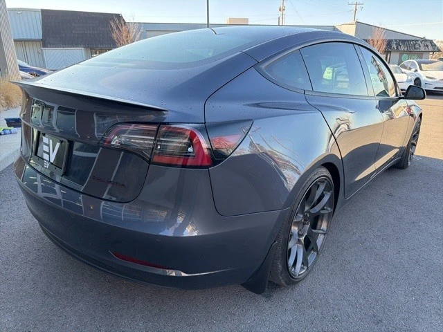 2022 Tesla Model 3 Performance - Image 8 of 21