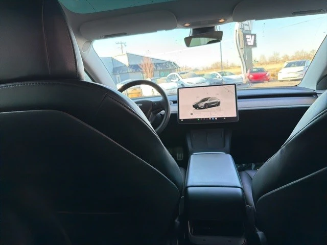 2022 Tesla Model 3 Performance - Image 20 of 21