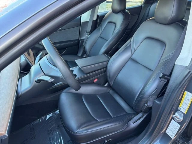 2022 Tesla Model 3 Performance - Image 12 of 21