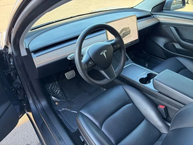 2022 Tesla Model 3 Performance - Image 13 of 21