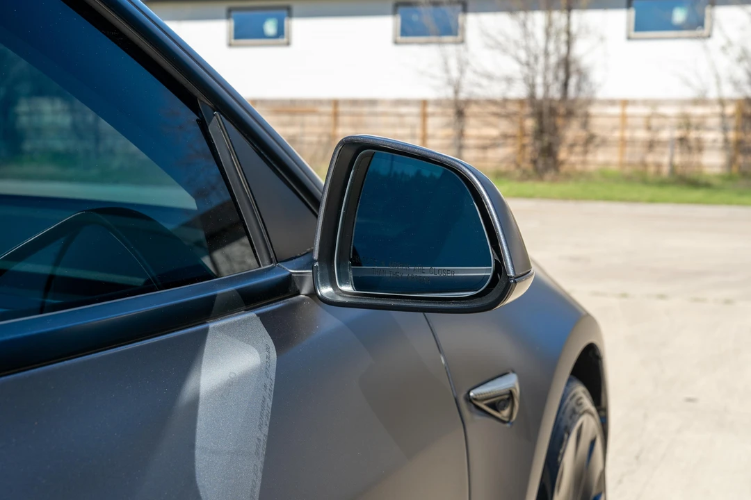 2022 Tesla Model 3 Performance - Image 26 of 31