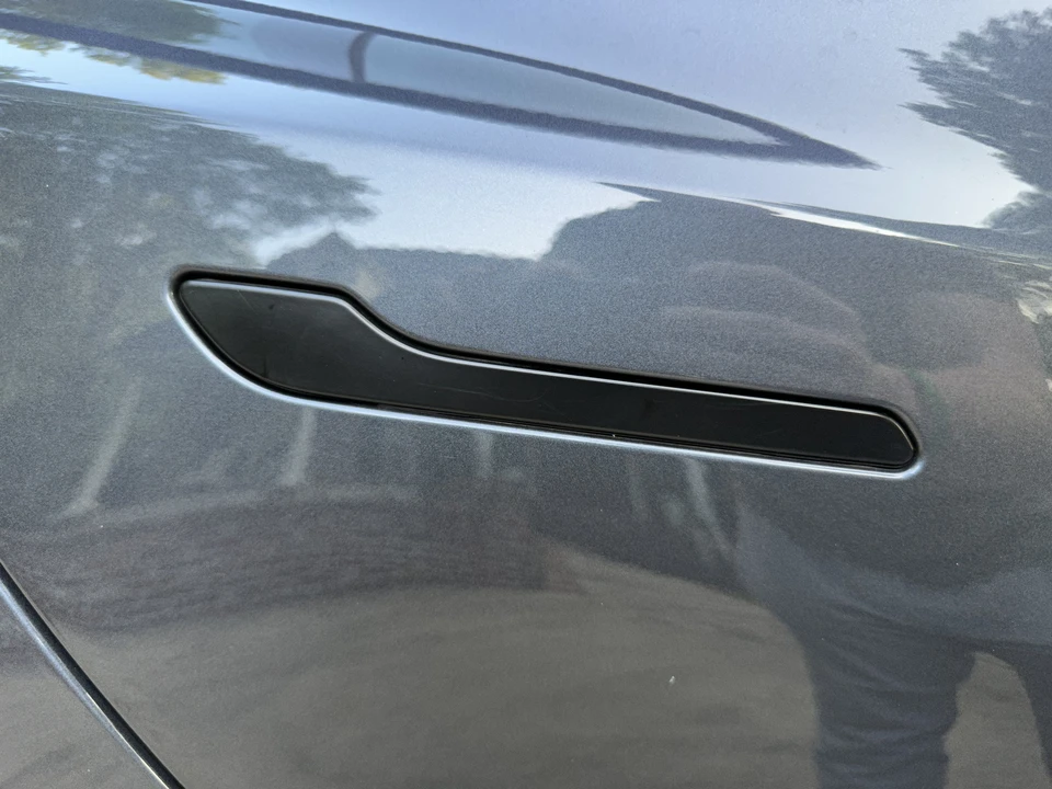 2022 Tesla Model 3 Performance - Image 22 of 31