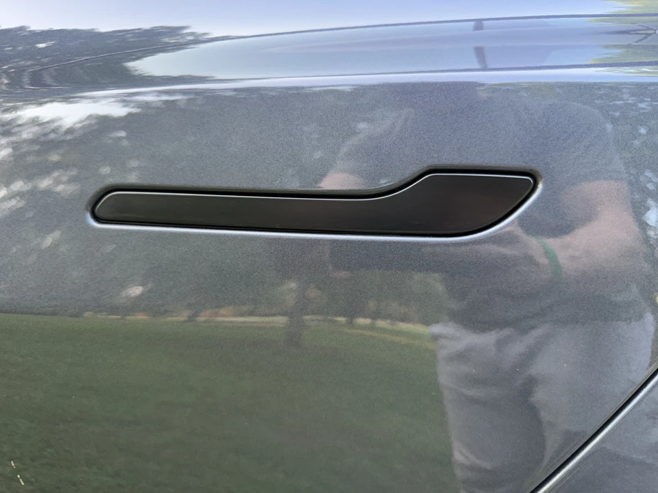 2022 Tesla Model 3 Performance - Image 15 of 31