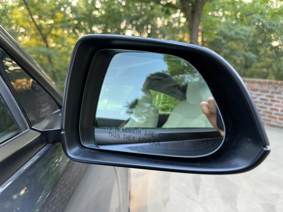 2022 Tesla Model 3 Performance - Image 21 of 31