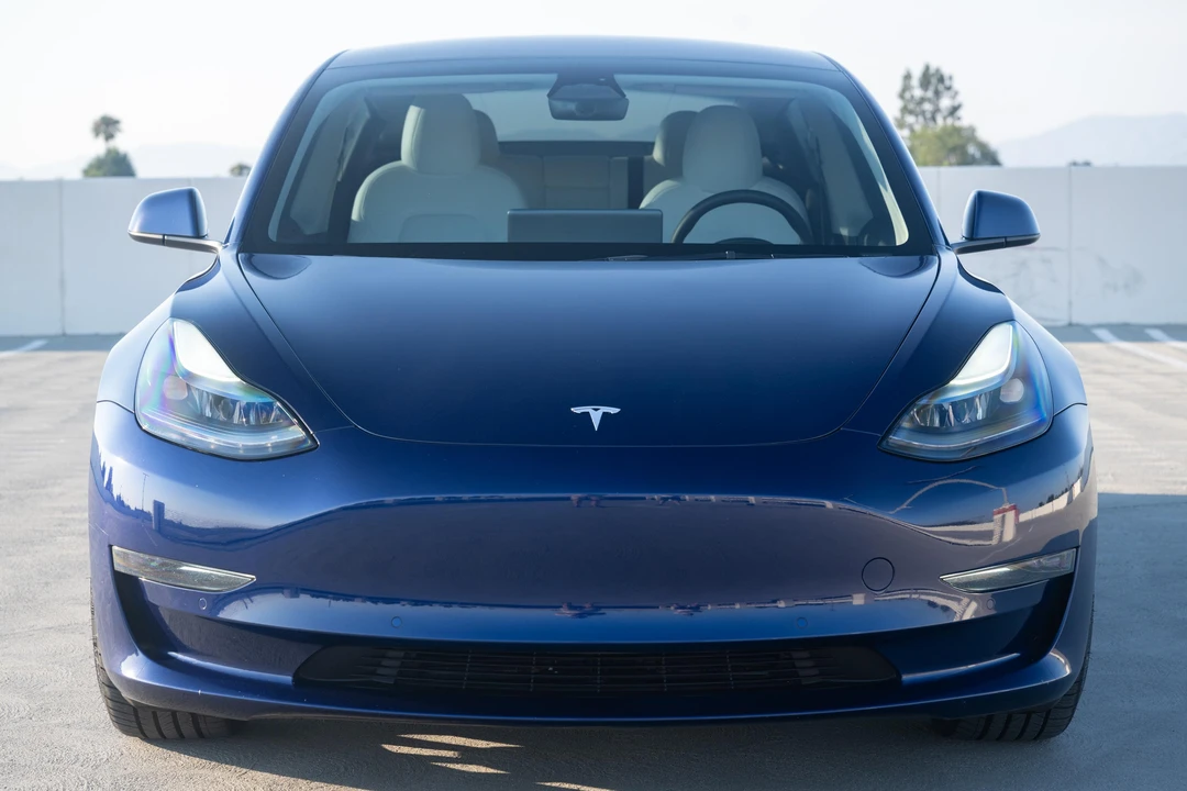 2022 Tesla Model 3 Performance - Image 2 of 31
