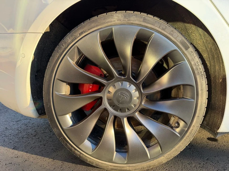 2022 Tesla Model 3 Performance - Image 4 of 14