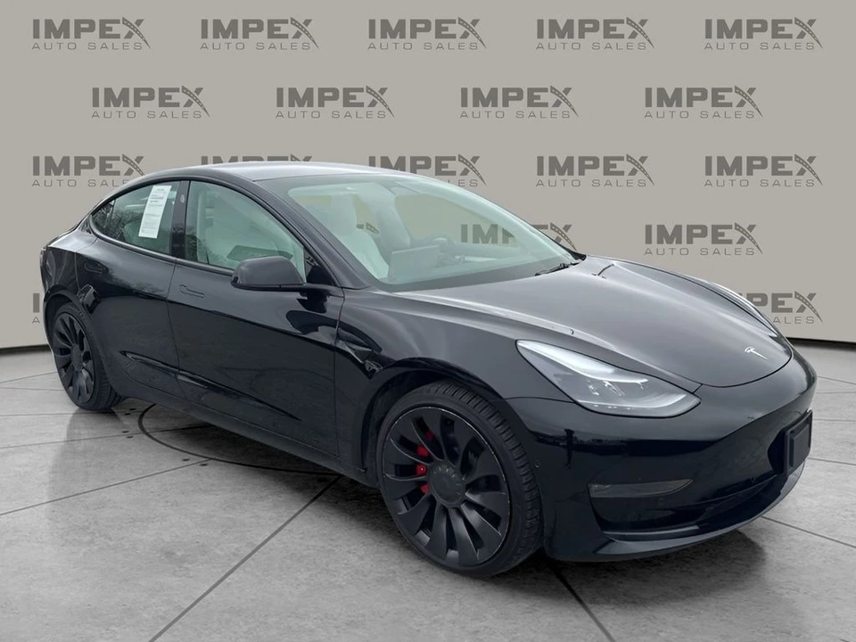 2022 Tesla Model 3 Performance - Image 7 of 21