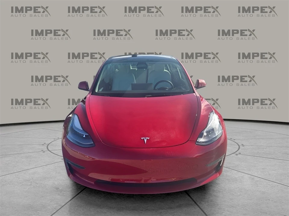 2022 Tesla Model 3 Performance - Image 8 of 12