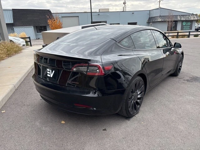 2022 Tesla Model 3 Performance - Image 8 of 21