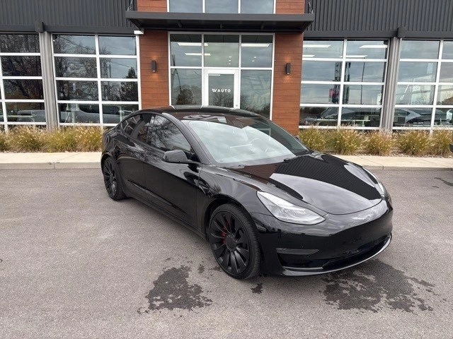 2022 Tesla Model 3 Performance - Image 2 of 21
