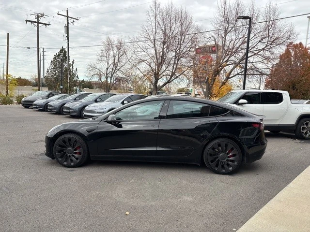 2022 Tesla Model 3 Performance - Image 5 of 21