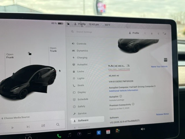 2022 Tesla Model 3 Performance - Image 14 of 21