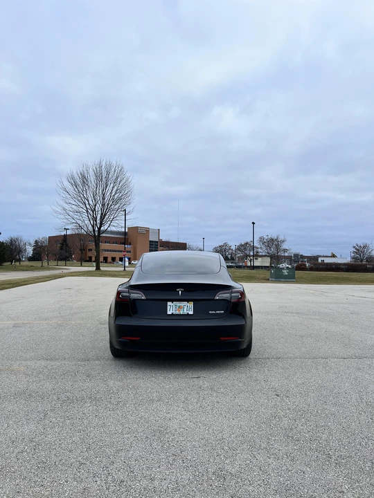 2022 Tesla Model 3 Performance - Image 10 of 31
