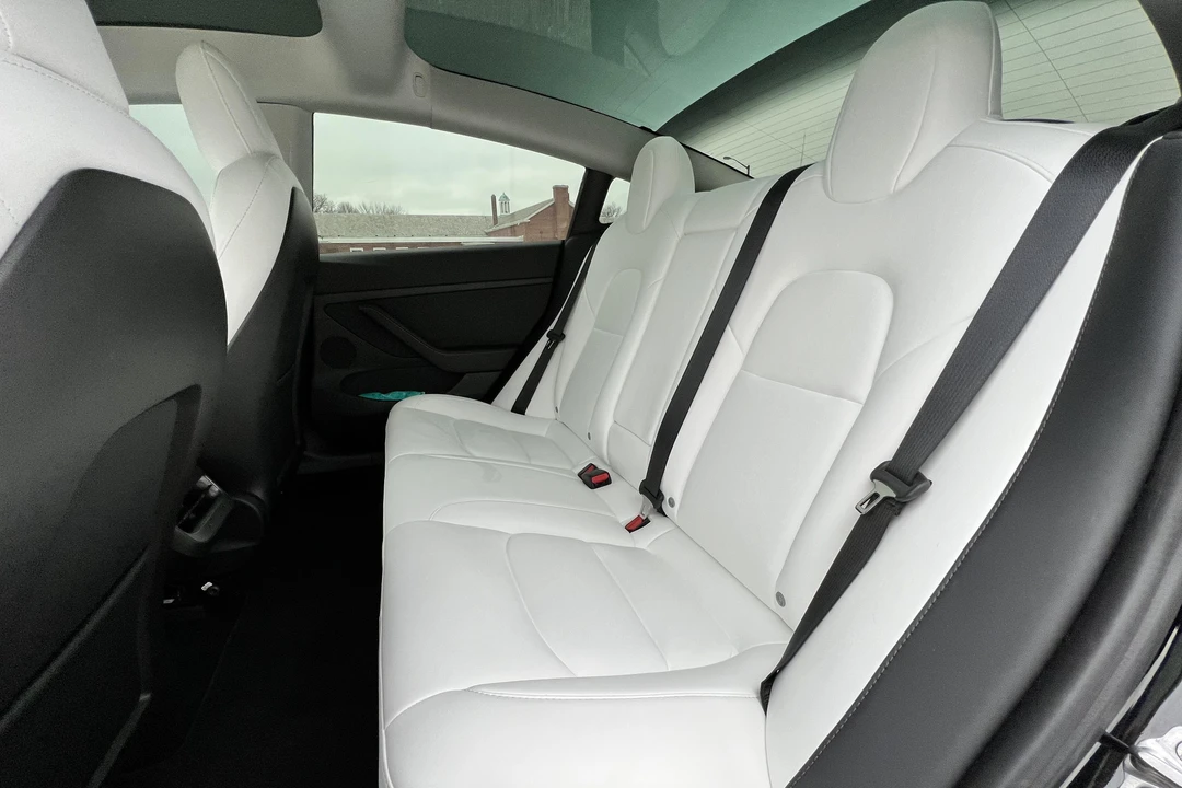 2022 Tesla Model 3 Performance - Image 30 of 31