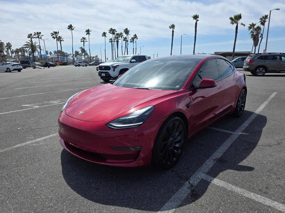 2022 Tesla Model 3 Performance - Image 6 of 31