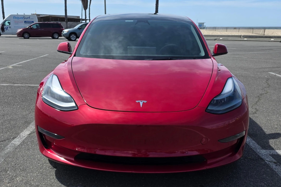 2022 Tesla Model 3 Performance - Image 2 of 31
