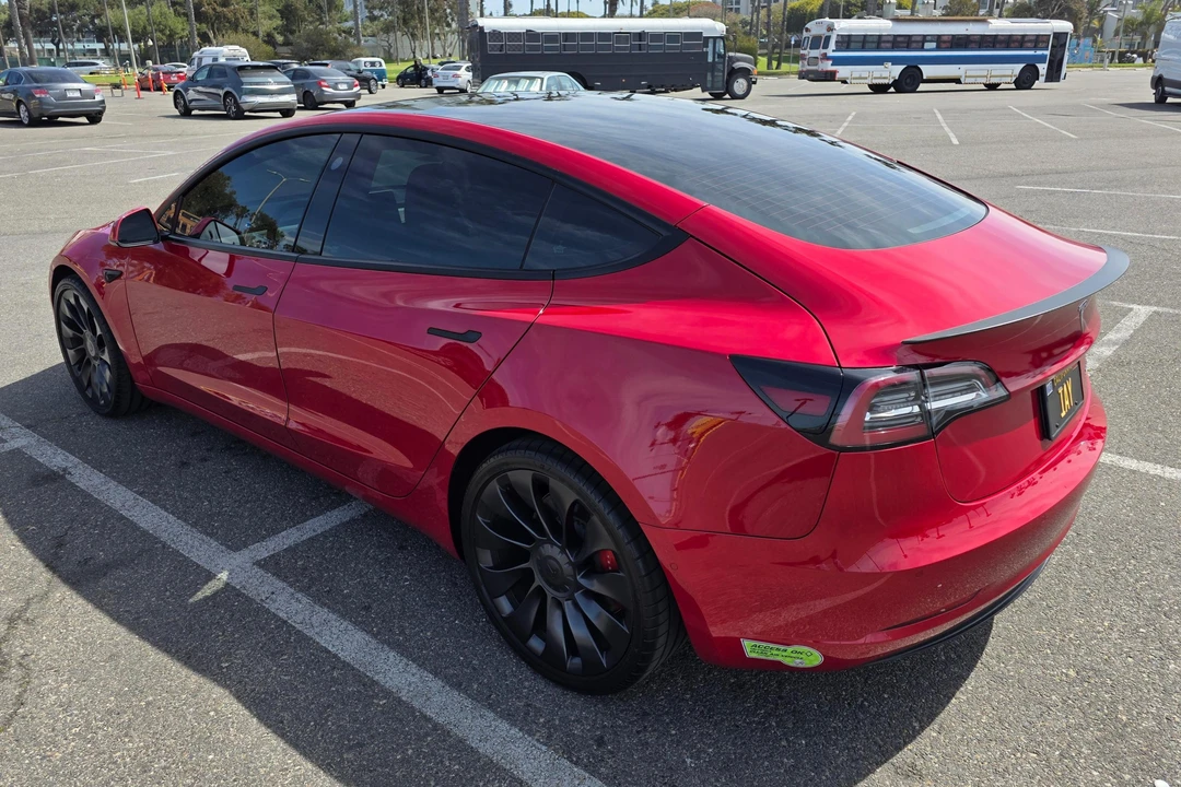 2022 Tesla Model 3 Performance - Image 4 of 31