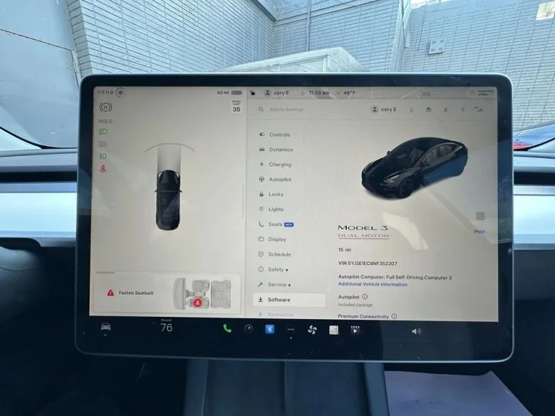2022 Tesla Model 3 Performance - Image 11 of 12