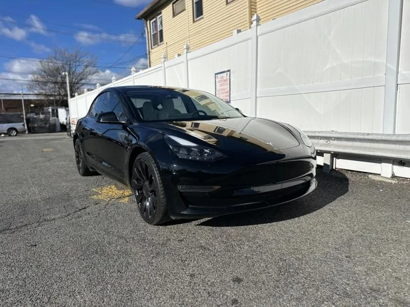 2022 Tesla Model 3 Performance - Image 3 of 12