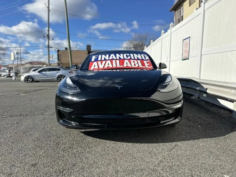 2022 Tesla Model 3 Performance - Image 2 of 12