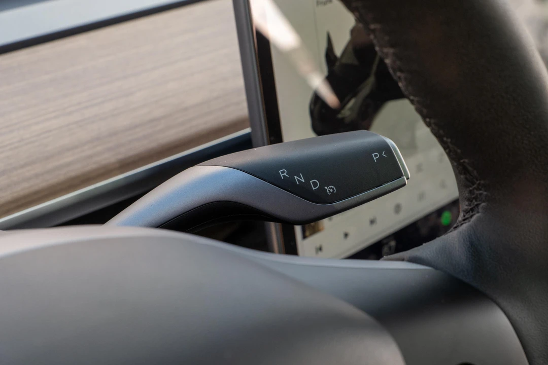 2022 Tesla Model 3 Performance - Image 24 of 31