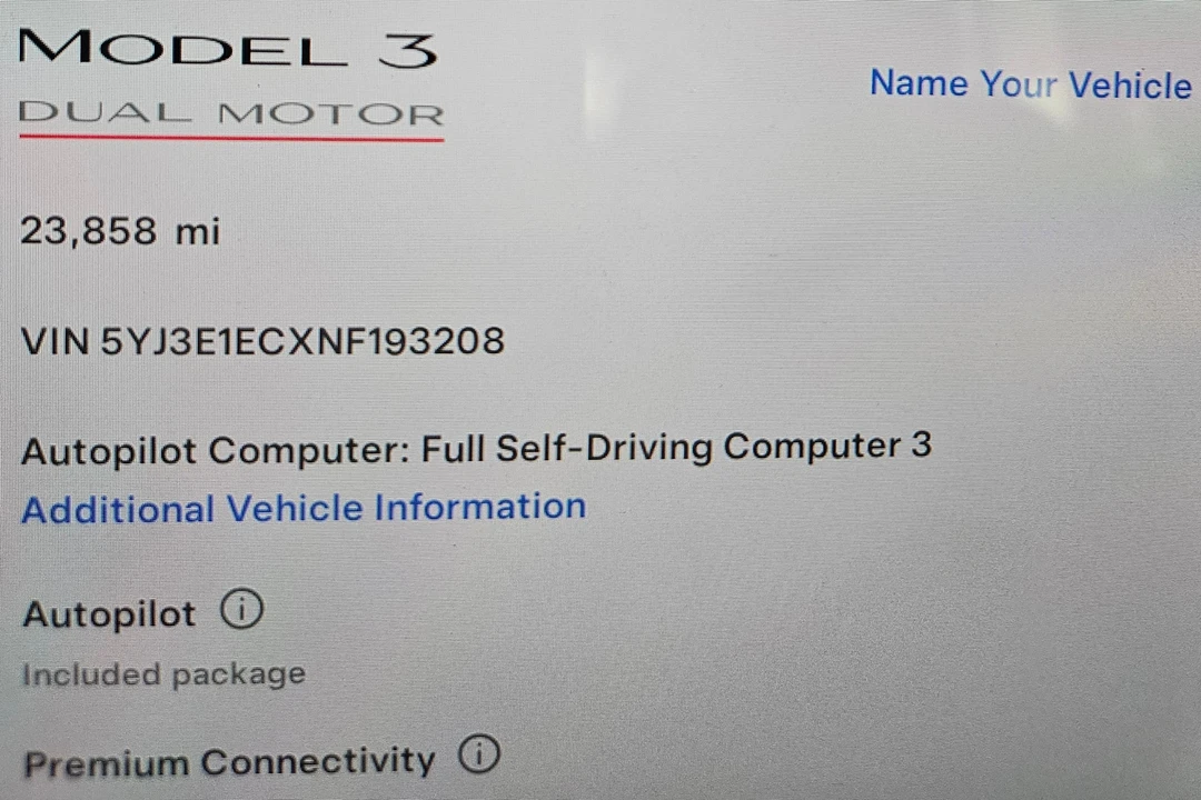 2022 Tesla Model 3 Performance - Image 17 of 31
