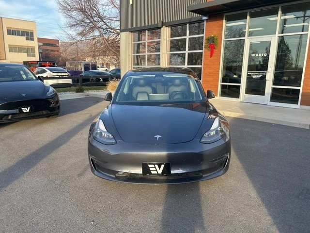 2022 Tesla Model 3 Performance - Image 3 of 21