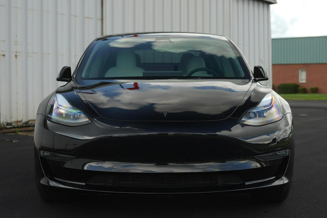 2022 Tesla Model 3 Performance - Image 2 of 31