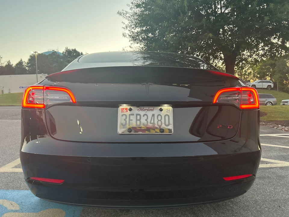 2022 Tesla Model 3 Performance - Image 19 of 31