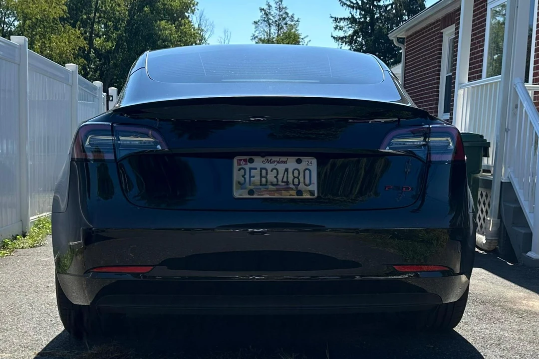 2022 Tesla Model 3 Performance - Image 16 of 31