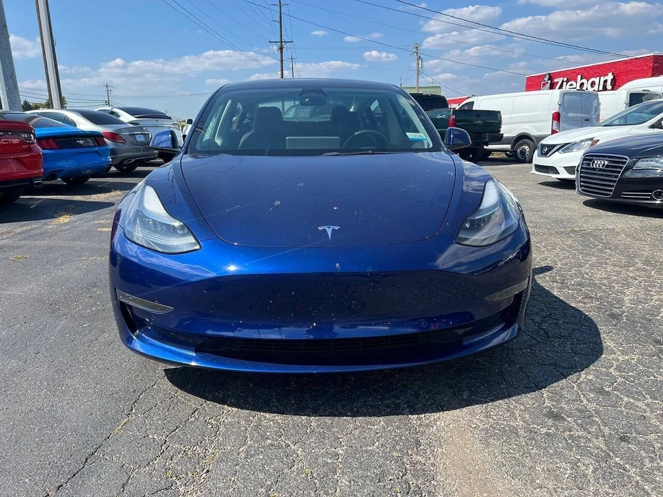 2022 Tesla Model 3 Performance - Image 3 of 11