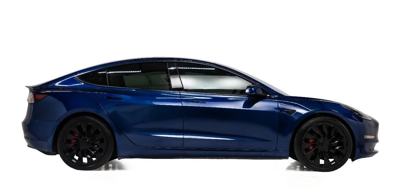 2022 Tesla Model 3 Performance - Image 5 of 12