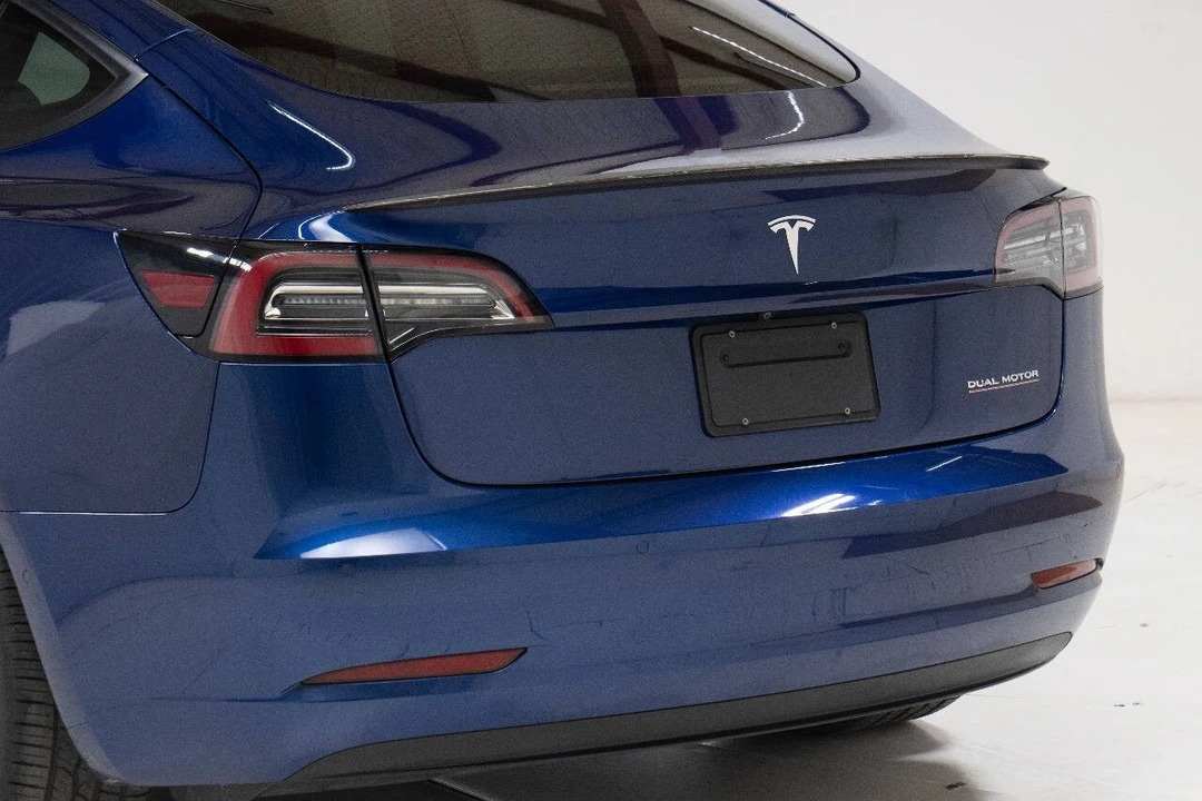 2022 Tesla Model 3 Performance - Image 11 of 12