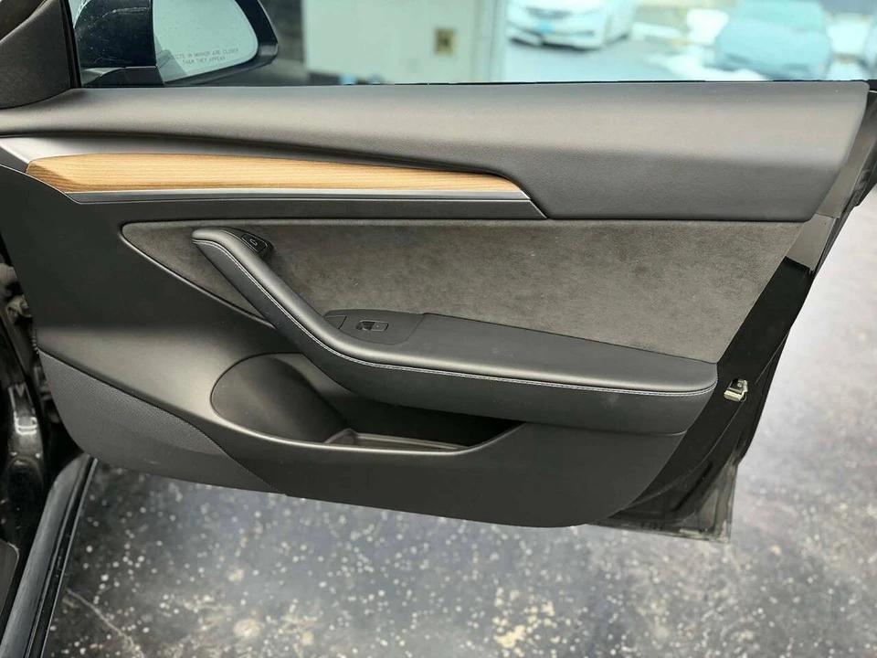 2022 Tesla Model 3 Performance - Image 12 of 13