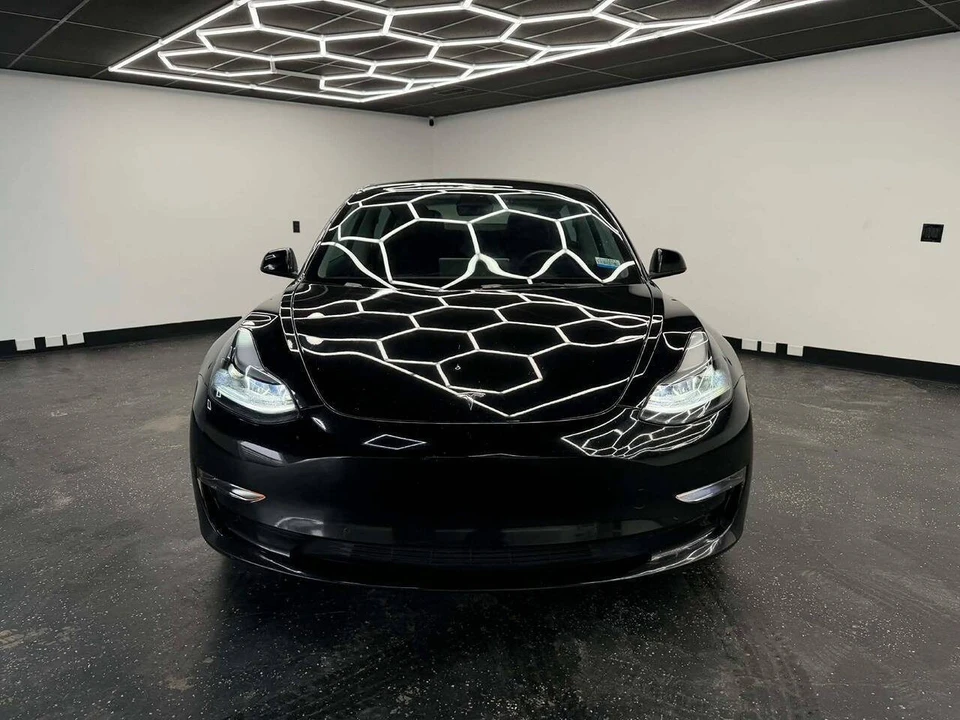 2022 Tesla Model 3 Performance - Image 2 of 13