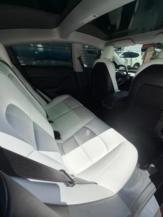 2022 Tesla Model 3 Performance - Image 4 of 13