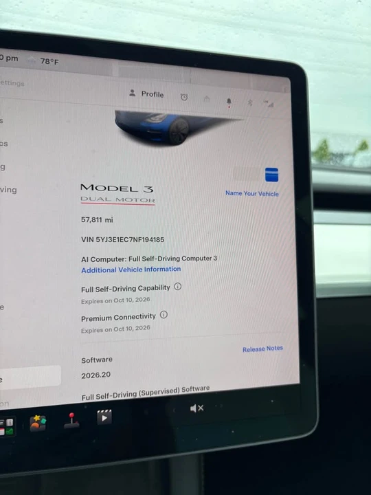 2022 Tesla Model 3 Performance - Image 4 of 8