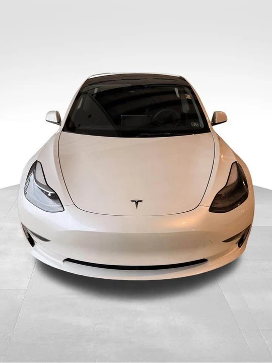 2022 Tesla Model 3 Performance - Image 6 of 11