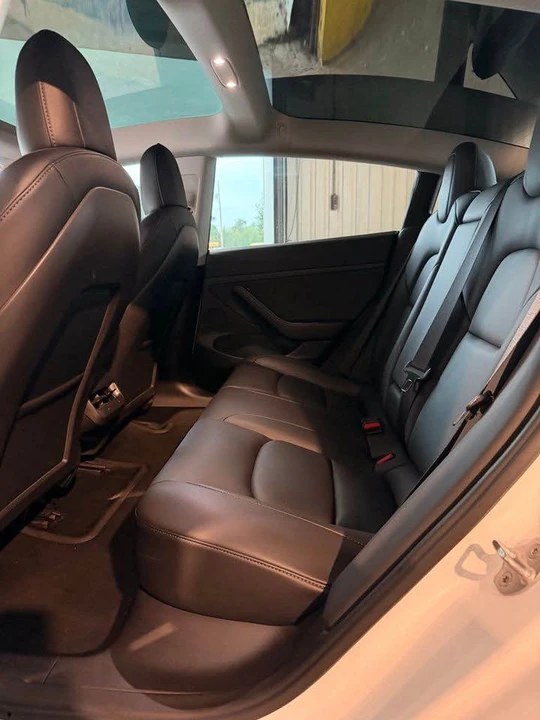 2022 Tesla Model 3 Performance - Image 11 of 11