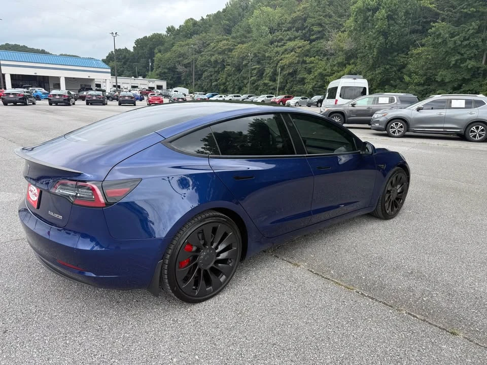 2022 Tesla Model 3 Performance - Image 2 of 20