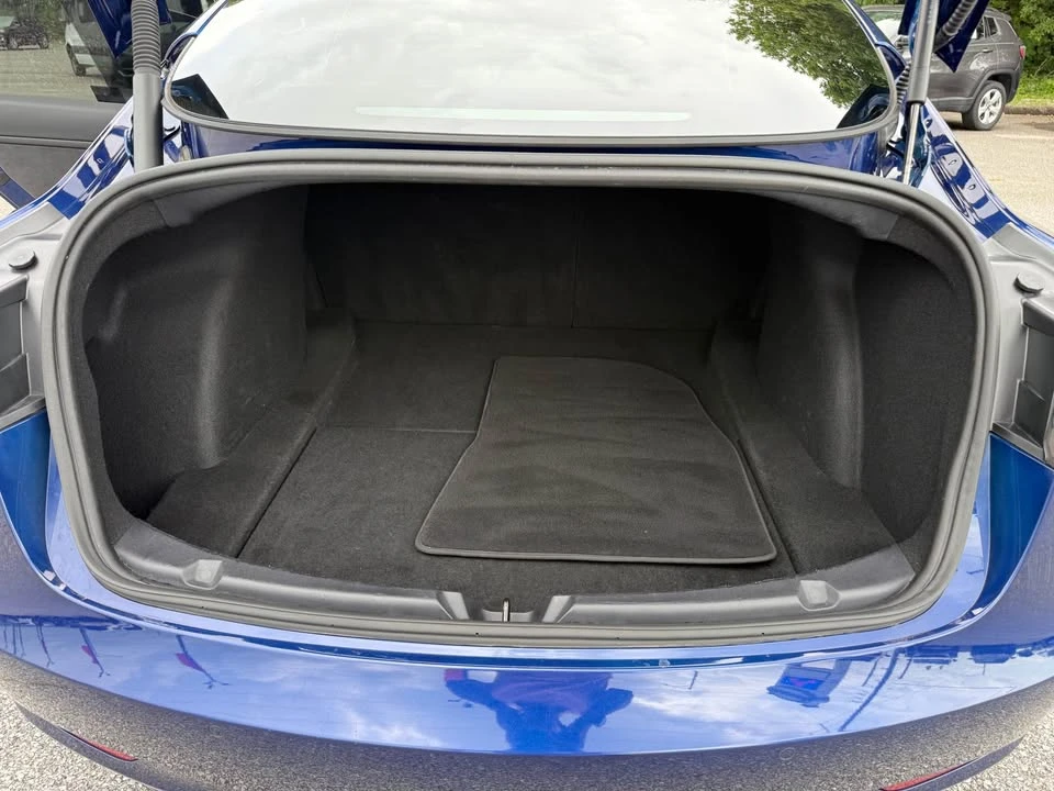 2022 Tesla Model 3 Performance - Image 14 of 20