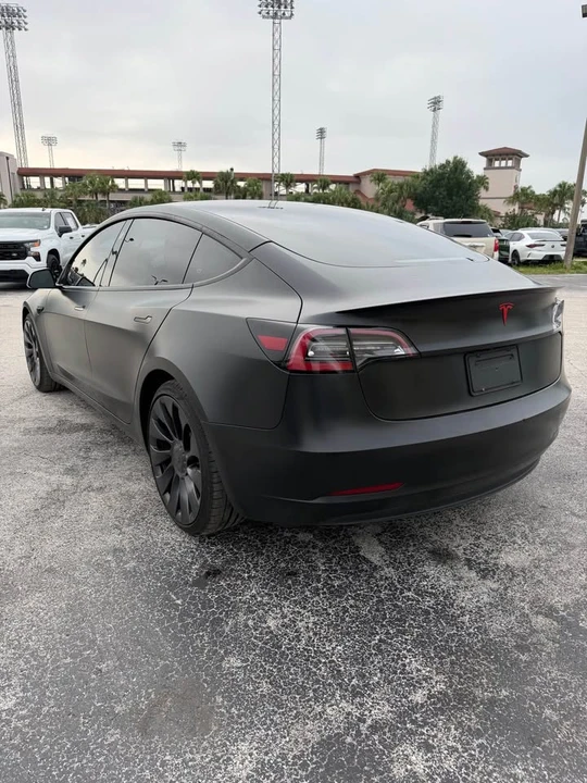 2022 Tesla Model 3 Performance - Image 4 of 11