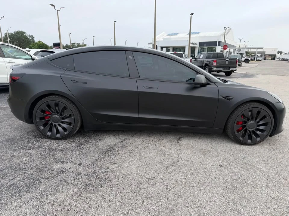 2022 Tesla Model 3 Performance - Image 6 of 11